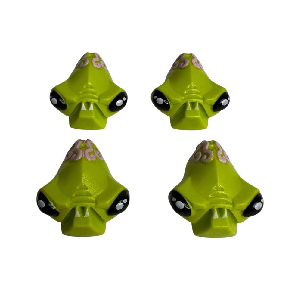 LEGO Minifig Head Green Alien 2 Fangs Black Eyes Pink Brain 95202pb01 Lot of 4